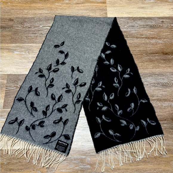 Sutton Cashmere Accessories - Sutton scarf